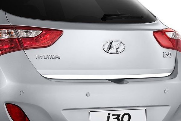 Hyundai i30 Formlu Krom Bagaj Alt Çıta 2012 Üzeri